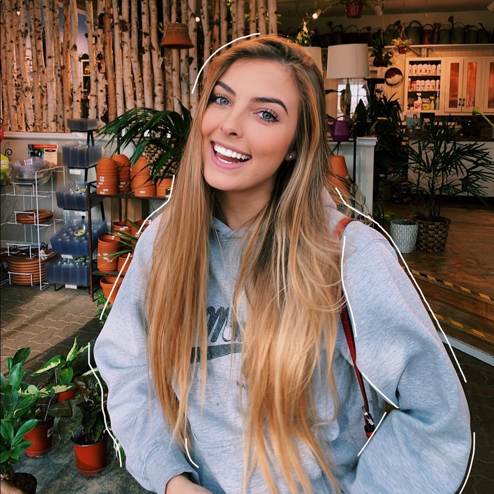 Meet your Posher, Alyssa